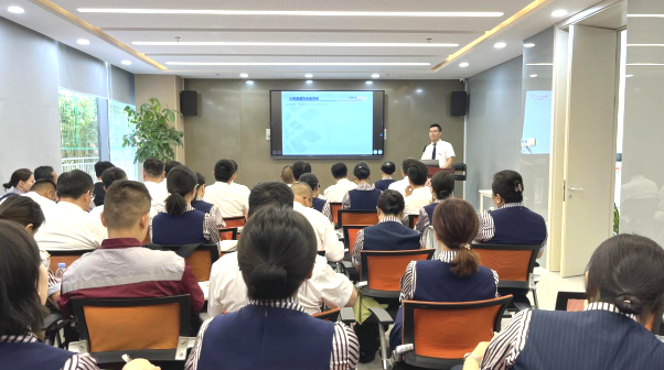 信科联培训会促进管理人才成长，提升物业服务新高度(图8)