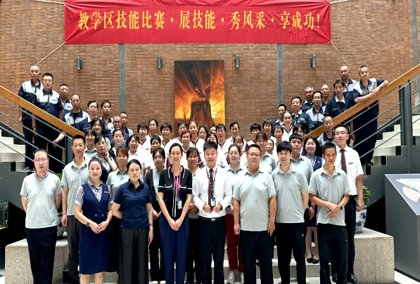 以竟促学 | 信科联在清华大学教学区成功举办2024第三届暑期保洁技能比武(图8)